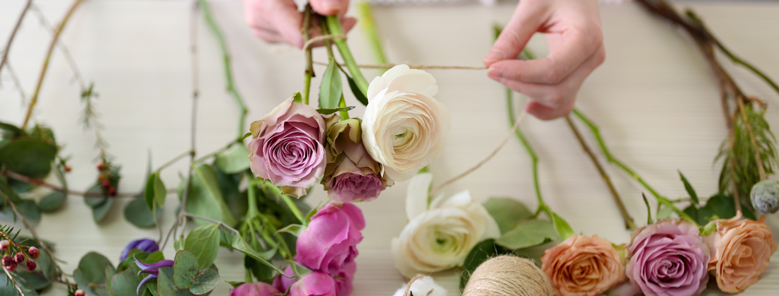 The Power of Fresh Flowers as Promotional Gifts for Large Retail Stores and Corporations