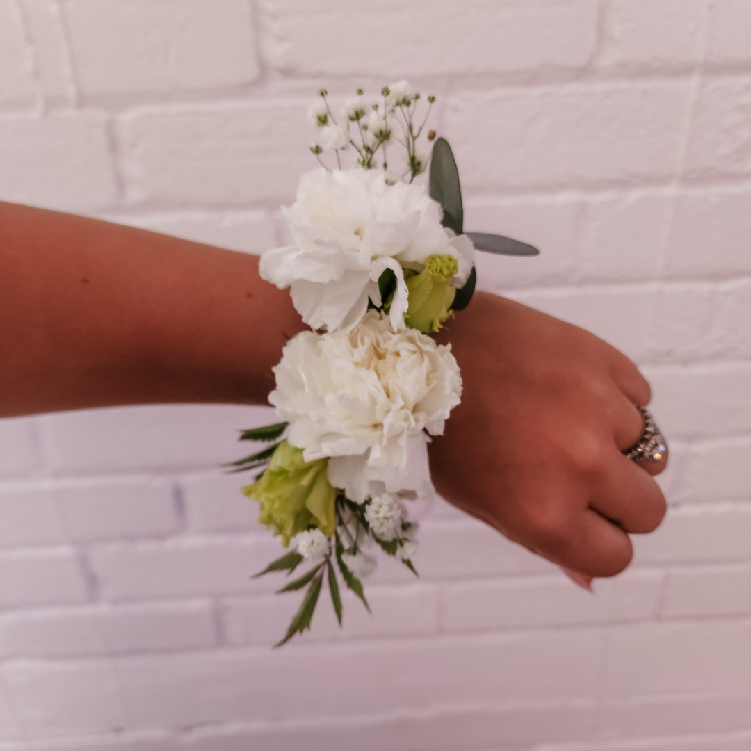 Corsage - White & Greens