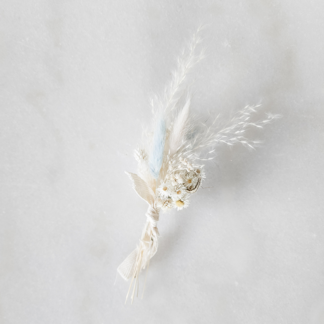 Mini Bundle Whites & Blue - Boutonniere