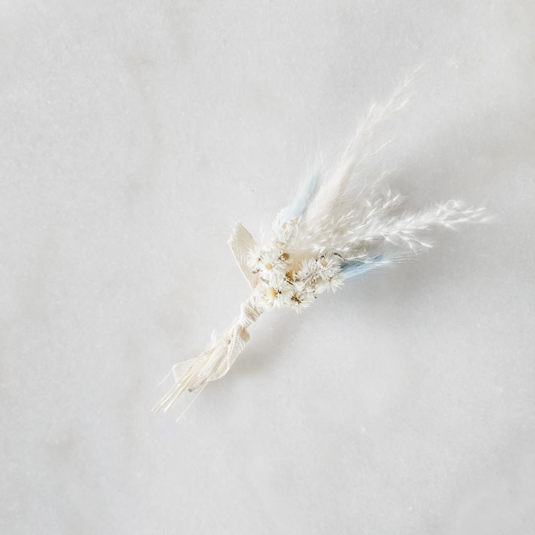 Mini Bundle Whites & Blue - Boutonniere