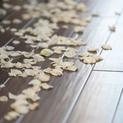 Natural Rose Petals Wedding Aisle Decor